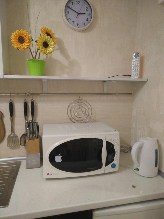Apartment Nr Railway Station 오데사 외부 사진